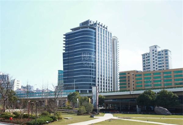 龙峰大厦｜中山公园商圈涉外5A甲级，坐揽五大CBD腹地写字楼火热招租！