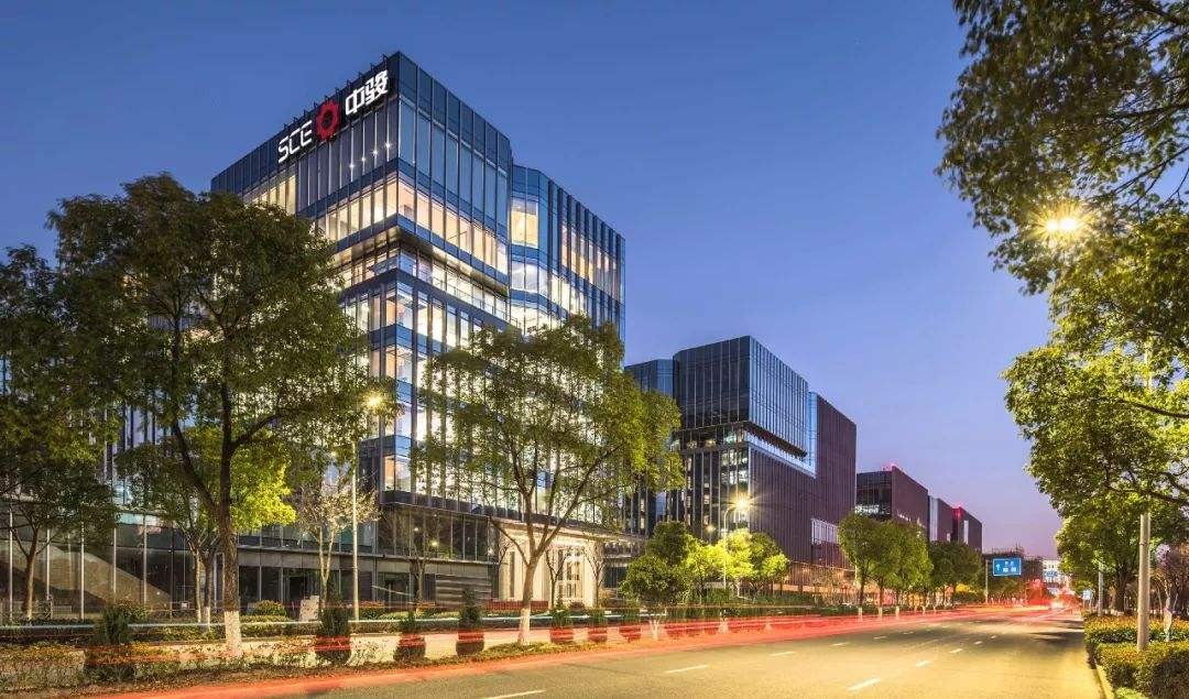 长宁中骏广场一期1600平米标准装修