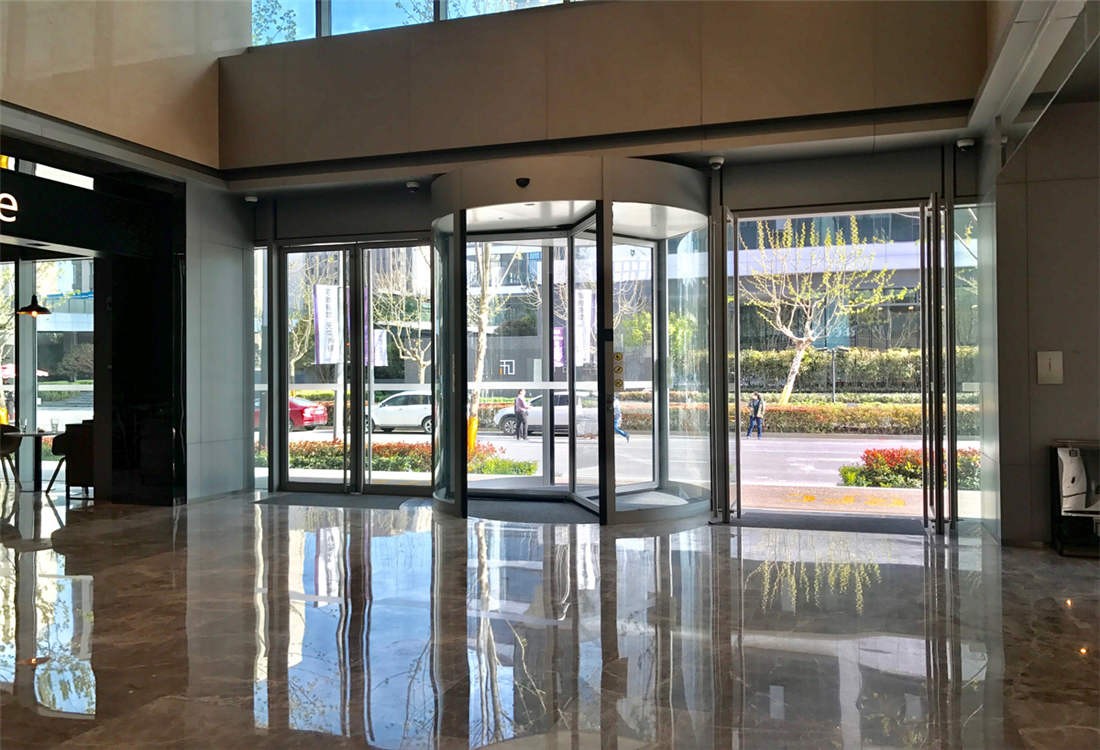 虹桥富力中心大堂