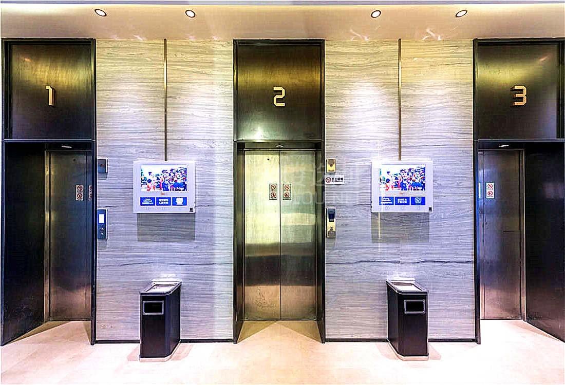 电梯间
